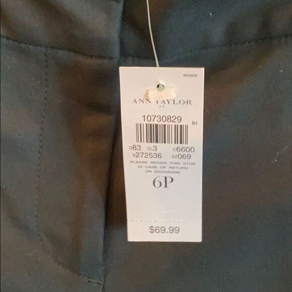 New Ann Taylor crops - Picture 6 of 7